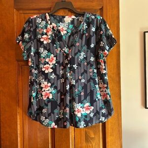 Women’s Van Heusen Blouse